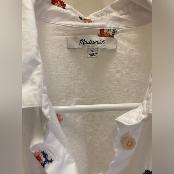 V-Neck Shirt in Cross-Stitch Floral M - Picture 5 of 11